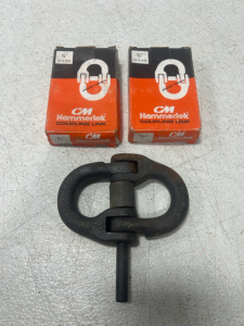 (2) 2 1/2 Hammer Locks (1) 625 Hammer Lock