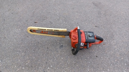 Homelite Super E-Z Automatic Chainsaw