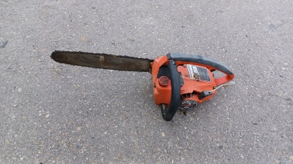 Homelite Super 2 Chainsaw