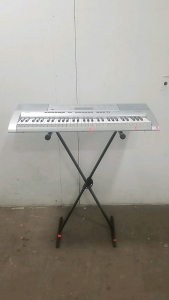 Casio Electric Keyboard - CTK-4000