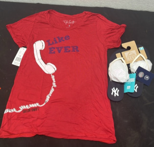 (1) Pair of Reef NY Yankees Women&rsquo;s Bliss Flip Flops [Size 9] (1) Women&rsquo;s Small Taylor Swift T- Shirt (New Items)