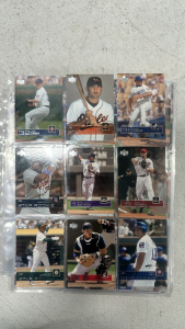 (525+) Assortment of Various Basketball, Baseball, and Hockey Sports Cards - 60 Pages (More Info in Photos)