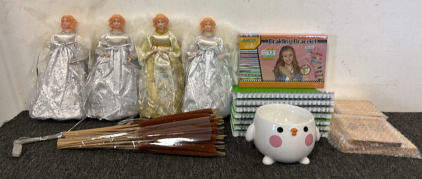 (4) Christmas Tree Toppers, (6) Notebooks, Mini Bookshelf, & More!