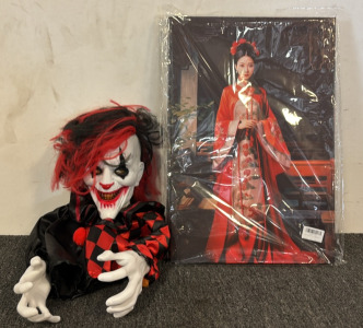 (3) Paintings & Clown Halloween Decoration