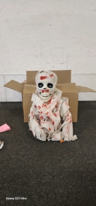 Holyfun Halloween Decorations Clown and Skull.
