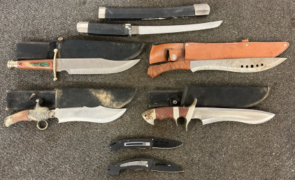 Knives With Sleeves