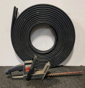 SEARS 14" Hedge Trimmer And Plastic Lawn Edging