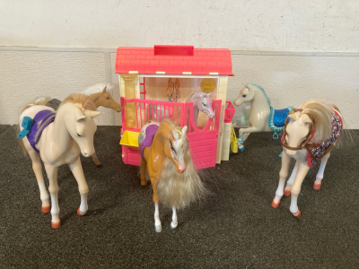 6 years Barbies, horses