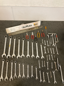 Tsumura guide bar size 24&rdquo; gauge 24 pitch 3/8 drve link 84E Ratchet set Size 32 to Size 1/32 and more