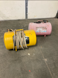 2 Portable 11 gallon air tanks