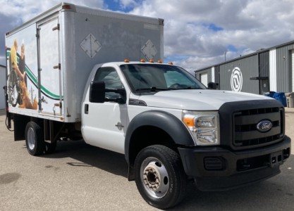 2013 FORD F-550 - LOCAL FLEET VEHICLE - LIFT GATE WORKS!