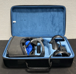 (1) Oculus Quest All-In-One VR Gaming Headset