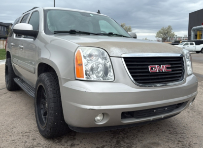 2008 GMC YUKON SLT - 3RD ROW SEATING!
