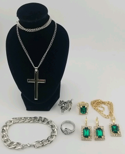 Jewlery Set- Necklace, Rings, Bracelet and More!