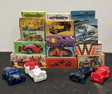 (18) Bottles Of Avon Collectible Aftershave
