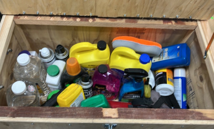 (1) Utility Storage Container (1) Car Detailing Kit
