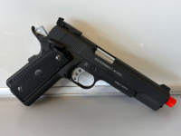 Colt 1911 MK IV Hicap Frame Gas Powered Airsoft Gun and Airsoft Ammo - 5