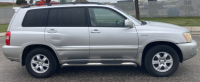 2002 TOYOTA HIGHLANDER - 4X4 - SUNROOF! - 7