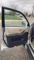 2002 TOYOTA HIGHLANDER - 4X4 - SUNROOF! - 9