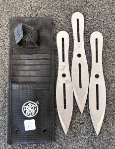 Smith and Wesson Bullseye Throwing Knives