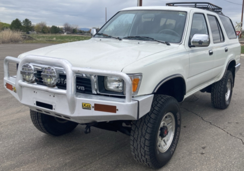 1990 TOYOTA 4-RUNNER - 4X4 - AFTERMARKET KENWOOD BLUETOOTH STEREO!