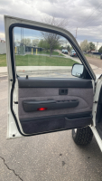 1990 TOYOTA 4-RUNNER - 4X4 - AFTERMARKET KENWOOD BLUETOOTH STEREO! - 9