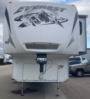 2009 KEYSTONE EVEREST - SLEEPS 7! - 2