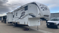 2009 KEYSTONE EVEREST - SLEEPS 7! - 9