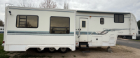 2001 KING OF THE ROAD ROYALITE TRAVEL TRAILER - 7
