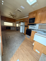 2001 KING OF THE ROAD ROYALITE TRAVEL TRAILER - 21