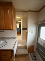 2001 KING OF THE ROAD ROYALITE TRAVEL TRAILER - 23