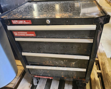 Black Standing/Rolling Toolbox!