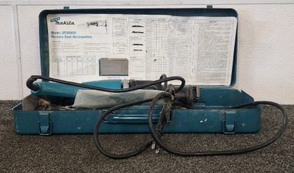 Makita Model JR3000C Recipro Saw And Accessories