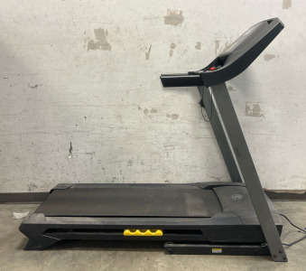Gold&rsquo;s Gym Treadmill