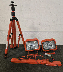 Commercial Electric Portable Work Light Set