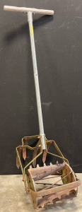 Vintage / Antique Garden Hand Push Weed Tiller