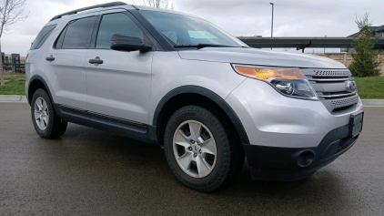 2012 FORD EXPLORER - 4X4 - 3RD ROW SEATING!