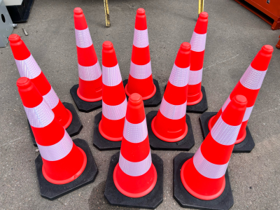 (10) New Traffic Cones
