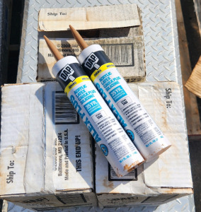 Alex Plus Acrylic Latex Caulk With Silicone 3 Cases 36-2oz Tubes .