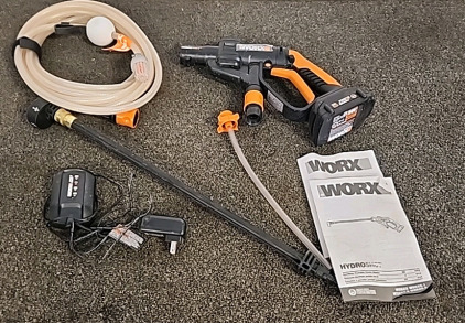 Worx Hydroshot 20V 320PSI With Charger and Battery.