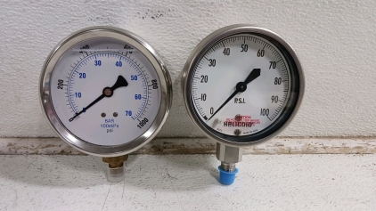 (2) Industrial Pressure Gauges - (1) Helicoid PSI Gauge (1) Dual Scale Bar/PSI Gauge