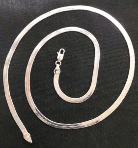 22" 925. Snake Bone Chain Necklace