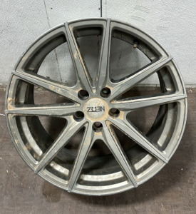 (1) Zoen Wheel/Rim