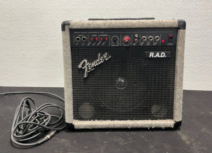 (1) Fender R.A.D Guitar Amp