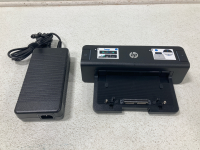 (1) HP Docking Station (1) HP AC Adapter