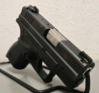 Springfield Armory XD-9 Sub Compact 9mm Semi Automatic Pistol *No Magazine*-- XD835579 - 6
