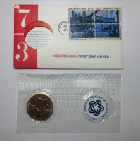 Latin Music Legend Selena Stamp Illustrator With Bicentennial First Day Cover Coin - 2