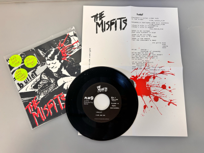 Punk Rock 1978 The Misfits Bullet 7" Black Vinyl with Lyric Sheet