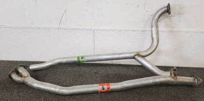Walker 52324 Exhaust Pipe And A Walker 50421 Exhaust Y-Pipe