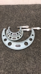 (3) Mitutoyo Precision Dial Calipers